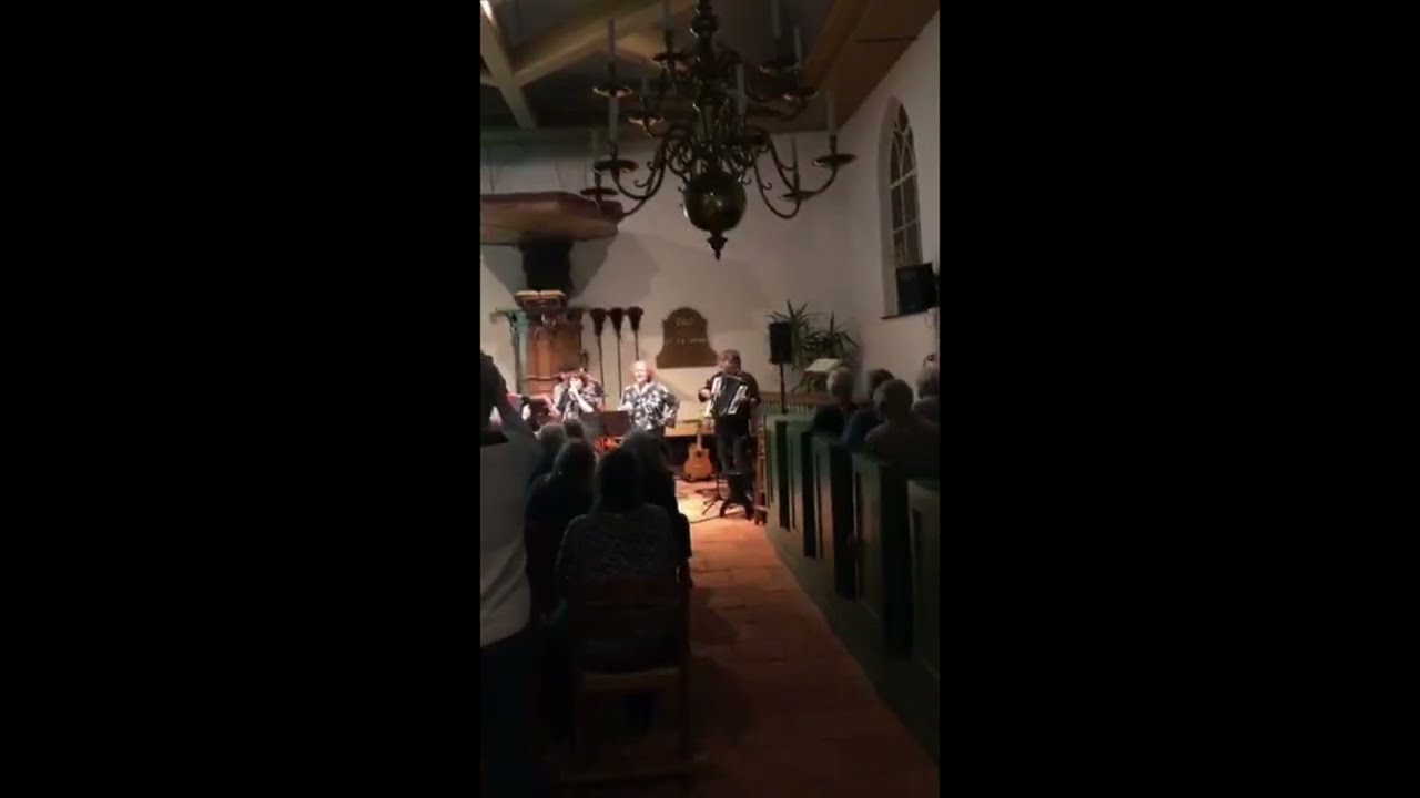 Klezmerband Nigun speelt: Ale brider met trio Mayn Kholem