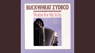 Video thumbnail of "Buckwheat Zydeco - Tee Nah Nah"