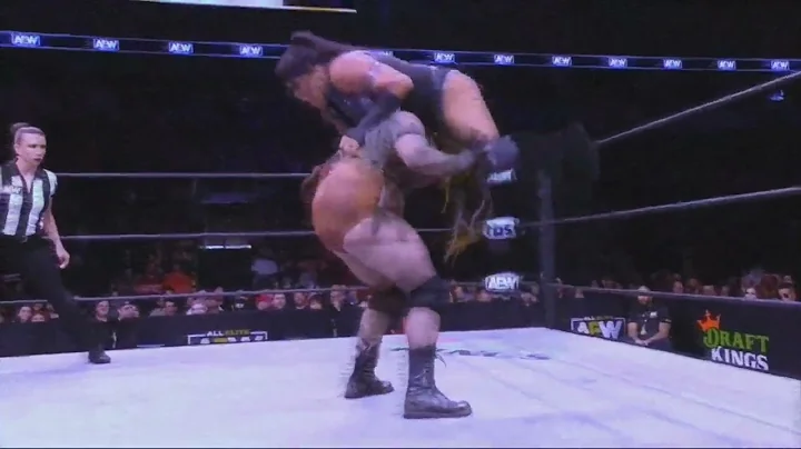 Nyla Rose vs Max the Impaler (All Elite Wrestling)...