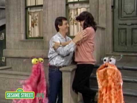 Sesame Street: Maria and Luis are in Love