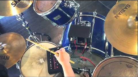 KORG monomania : drum sync in monotribe #1