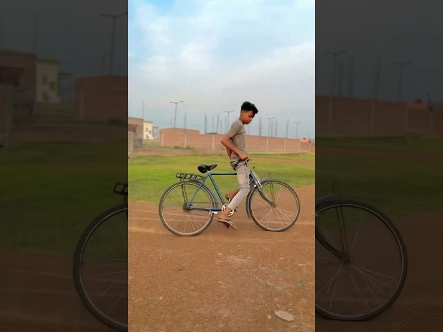 Cycle Drift challenge #shots #ytshorts #cycle #cyclestunt #viral #trending class=