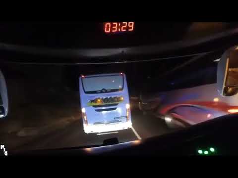 story wa bus sugeng rahayu suos mosak masik di jalan raya