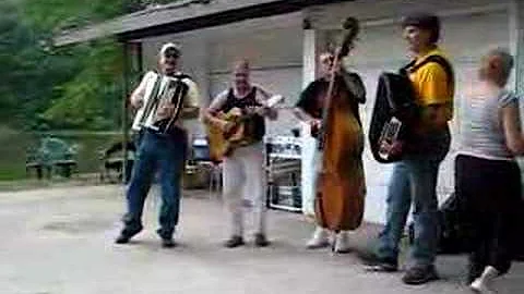 EiEiO Polka