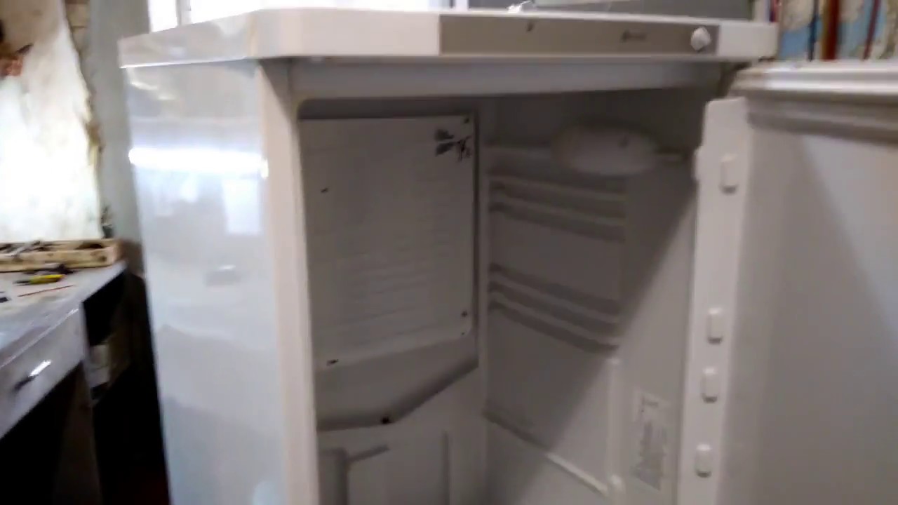 Ремонт холодильника Indesit с утечкой фреона.установка плачущего ...