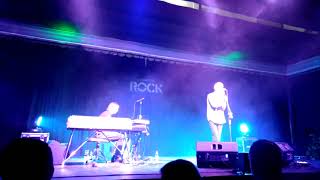 Details Jay-Jay Johanson. You'll Miss Me When I'm Gone (Live Campus Rock Cádiz) Guide