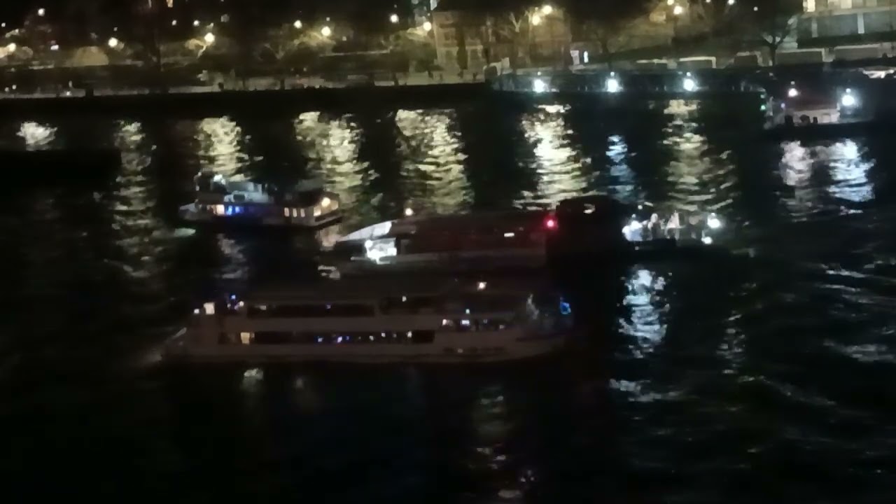 UK 🇬🇧 Revellers Celebrations on Yatchs in new Year's 2026# Eve on River Thames.Big Ben.London Eye 👁 