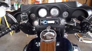 Harley Retro Radio Installed