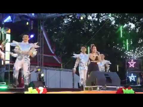 30ปี  พุ่มพวง ดวงจันทร์                       เพลงตั๊กแตนผูกโบว์  by  บัวตอง