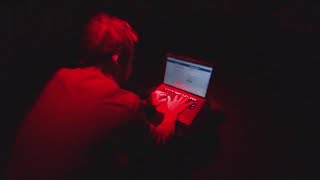 How not to fall for scams during holiday season