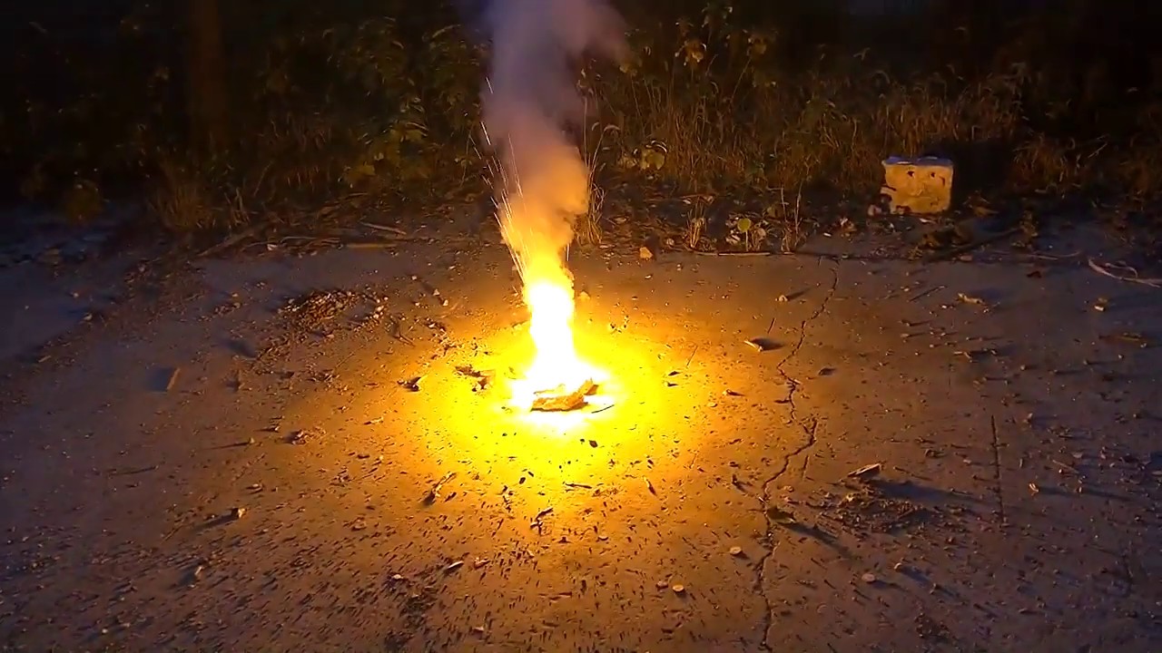 Funke Bengalfeuer Blau – 3 Stück, F1-Jugendfeuerwerk, 20 Sekunden Brenndauer