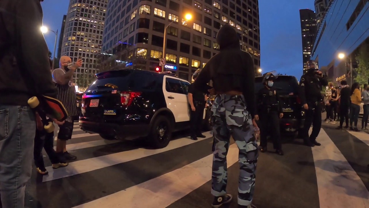 FIGHT LAPD P.O.V RIOTS 2020 - YouTube
