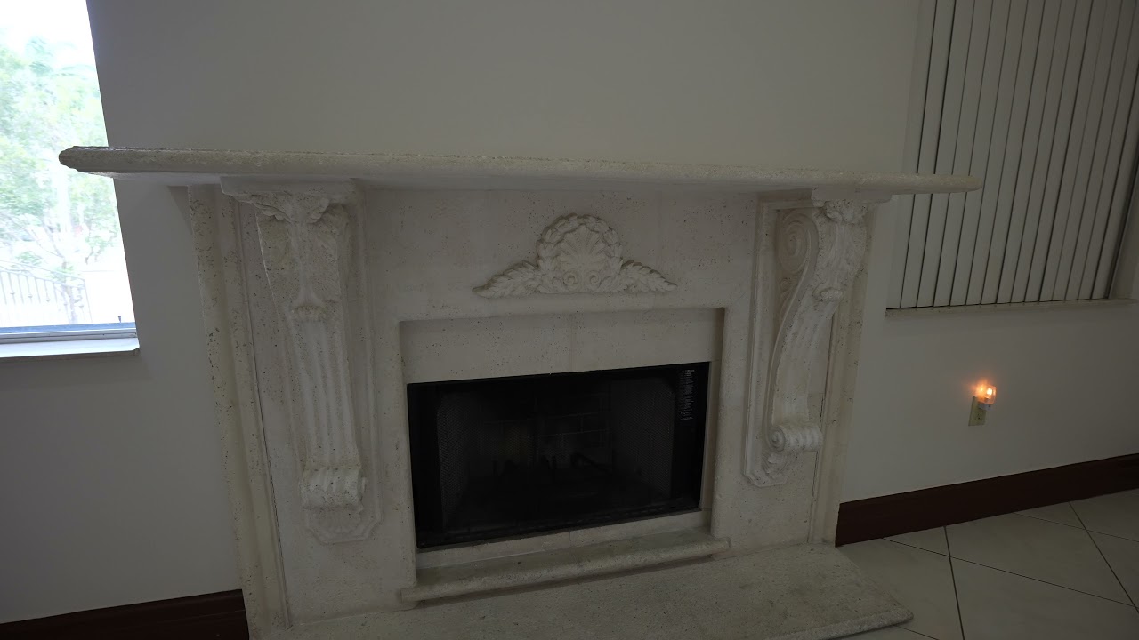 195 NW 130 AVE Miami, FL 33182