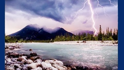 Skyrim Special Edition 1597 - Storm Lightning Thunder Rain