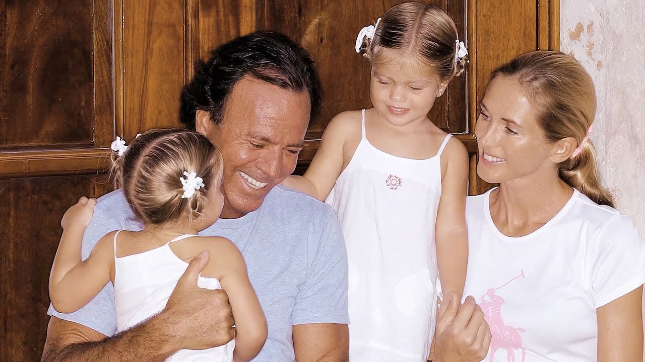 Se confirma el rumor sobre la separación de las hijas de Julio Iglesias y Miranda Rijnsburger