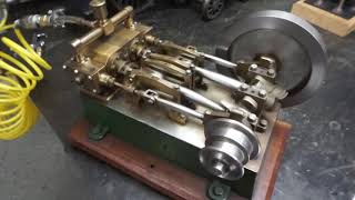 Twin horizontal steam engine