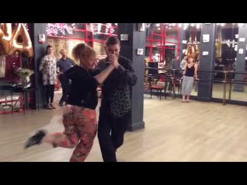 Tango. Elvira Malishevskaya y Dmitrii Muksinov.