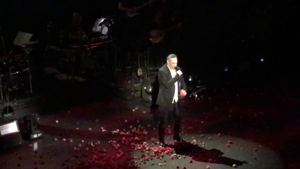 Νότης Σφακιανάκης - Τα Kλεμμένα - Γκάζι Live