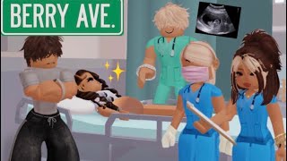 Pregnancy emergency SCARE?!? *Gender🙇🏼‍♂️🙇🏼‍♀️*Berry avenue*