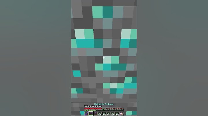 My friends vs me mining Diamonds #shorts