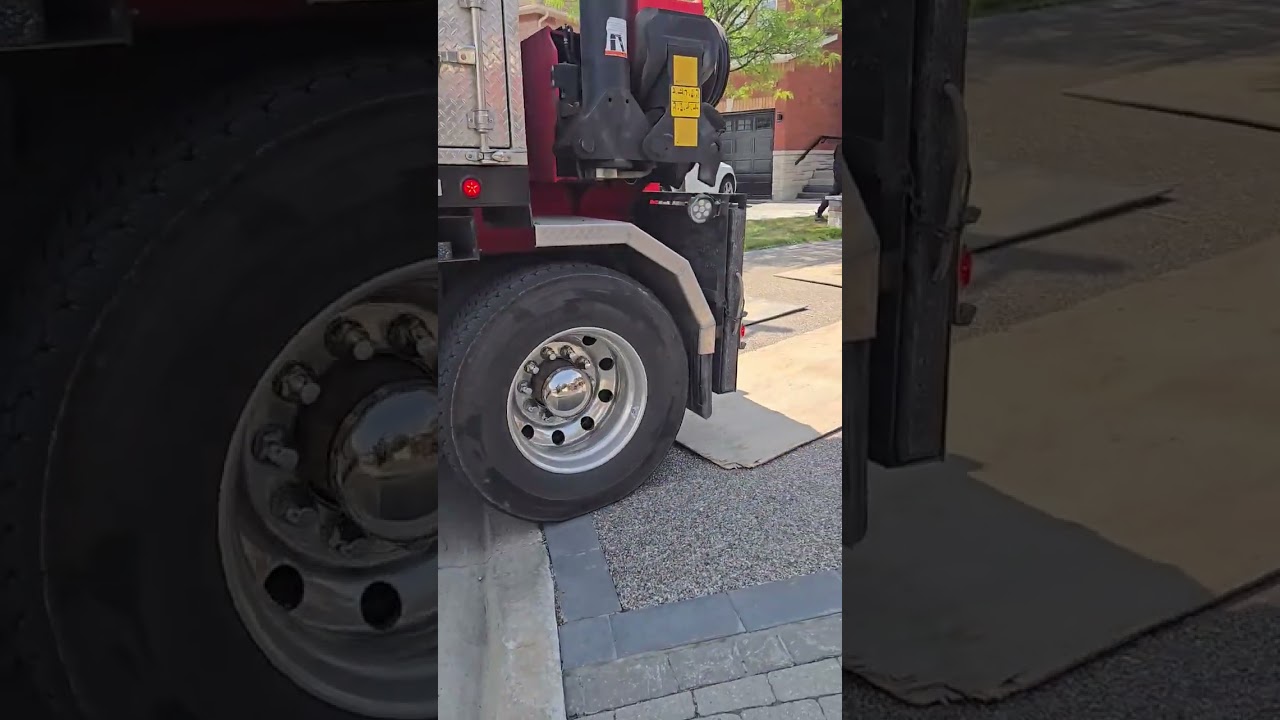 40 Tonne Crane Drives on Dream Pave Resin Bound Driveway