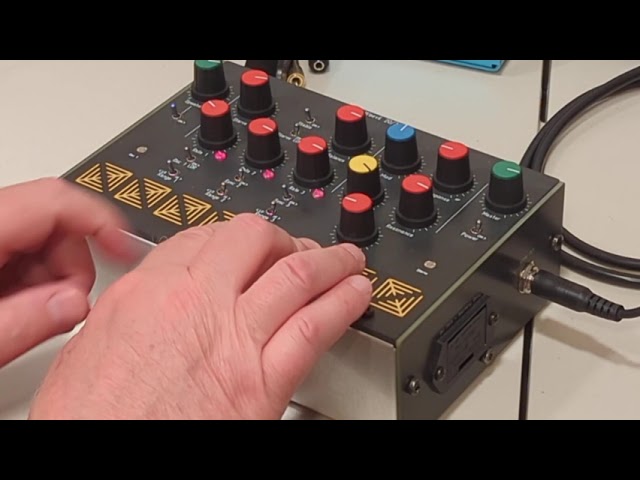 Xaoc Devices Zagrzeb: A Musical Video Walkthrough - YouTube