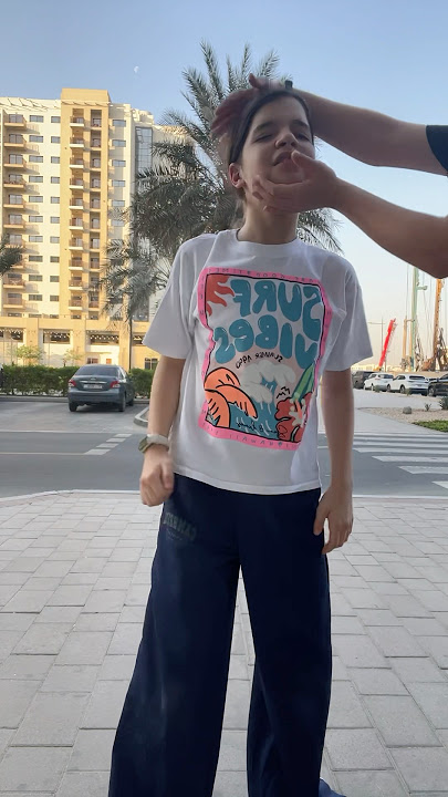 Oh no, what happened to Ana!!! #yourubeshorts #youtube #shorts #funny #dance #viral #trend #sisters
