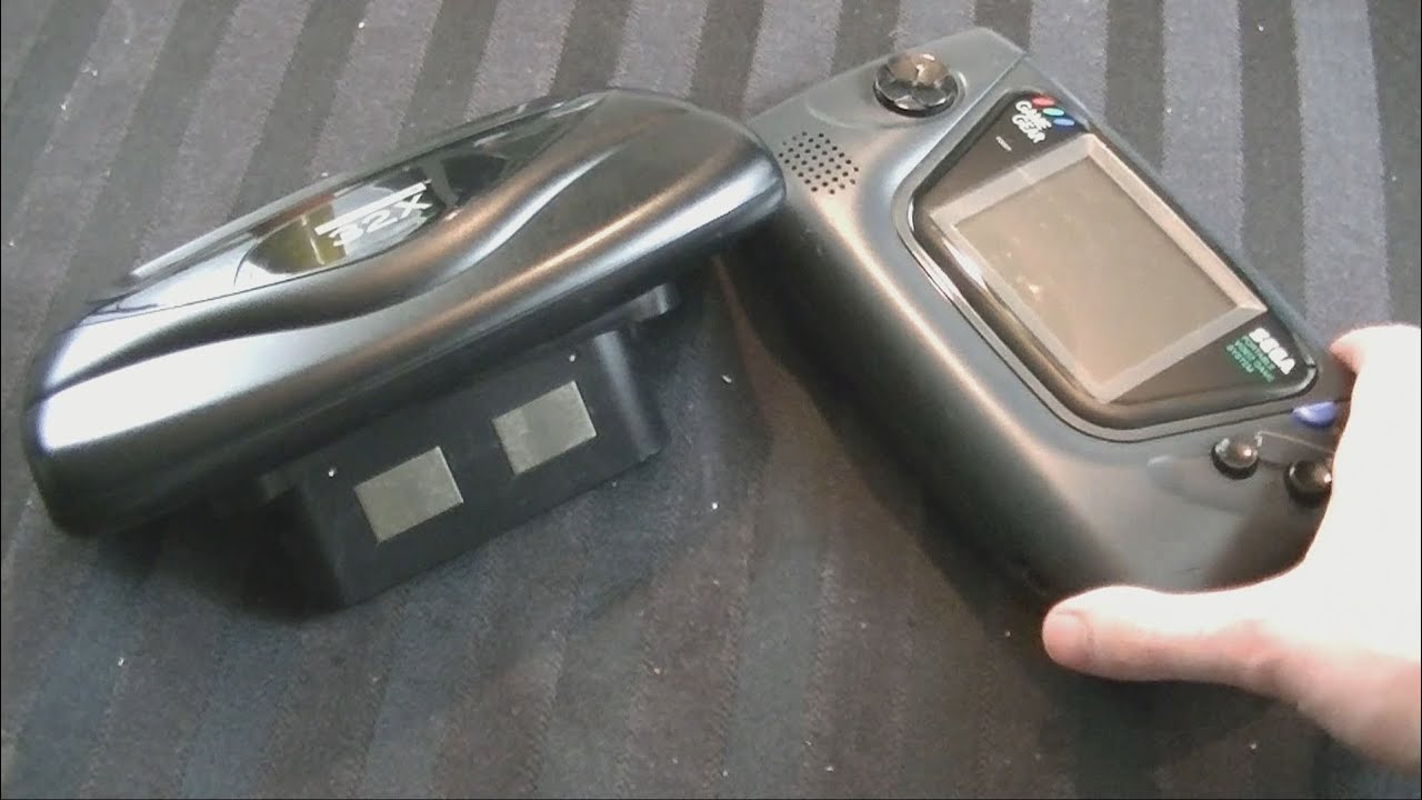 Gamerade Cleaning and Restoring a Sega 32X (& Game Gear) Adam