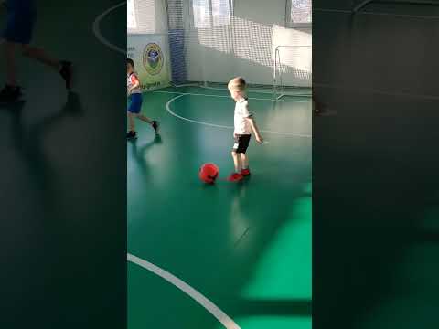 Футбольный тренер Гашев.Начало тренировки, элементы разминки. #футболисты #детскийтренер #дети