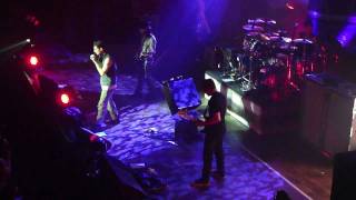 Jane&#39;s Addiction performs &quot;Words Right out of My Mouth&quot; live at the Pageant in St Louis, 2-22-12 HD