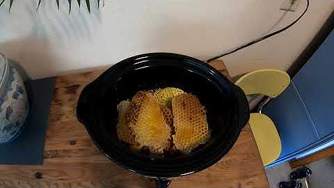 rendering bees wax crockpot method