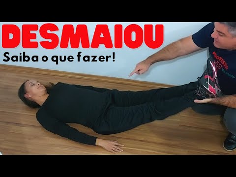 Vídeo: Como tratar uma pele ou abrasão durante os primeiros socorros: 9 etapas