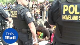Protesters arrested after blocking Ferguson courthouse - Daily Mail