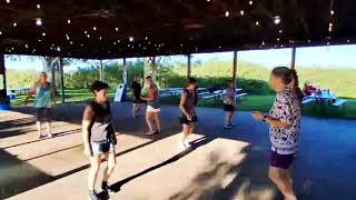 Supermodel beginner line dance (contra).