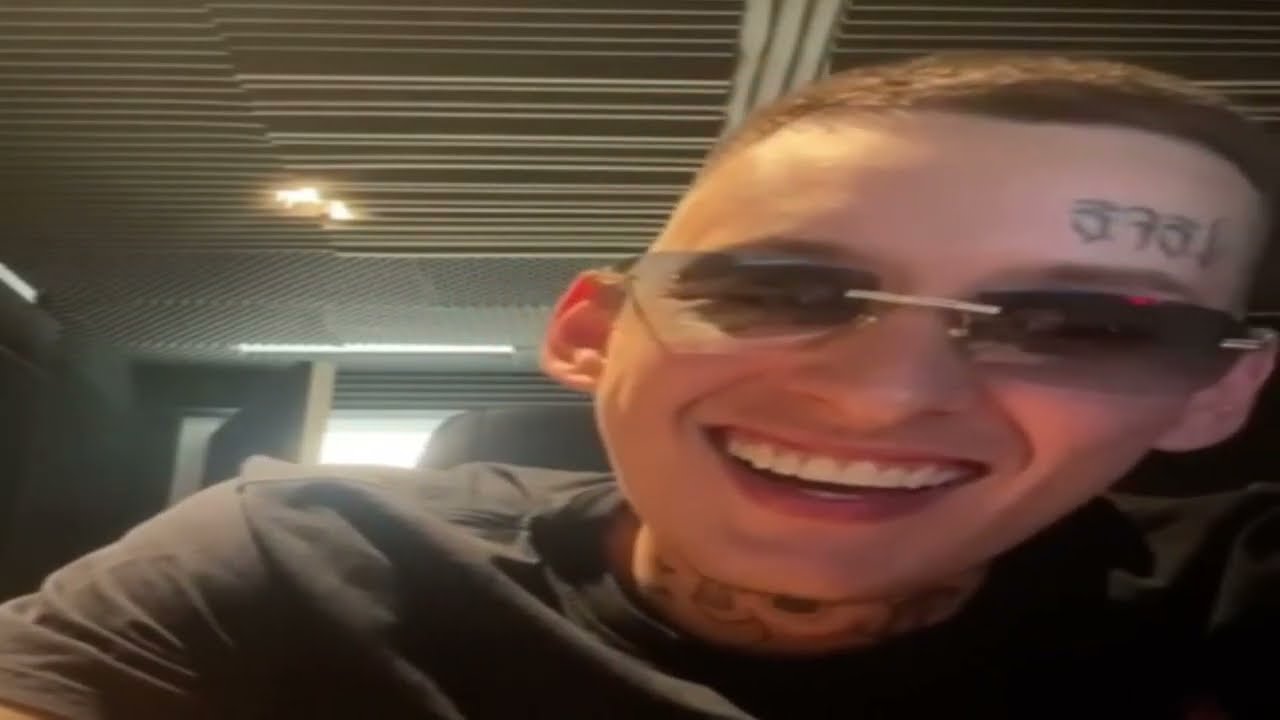 кизару сошёл с ума - YouTube