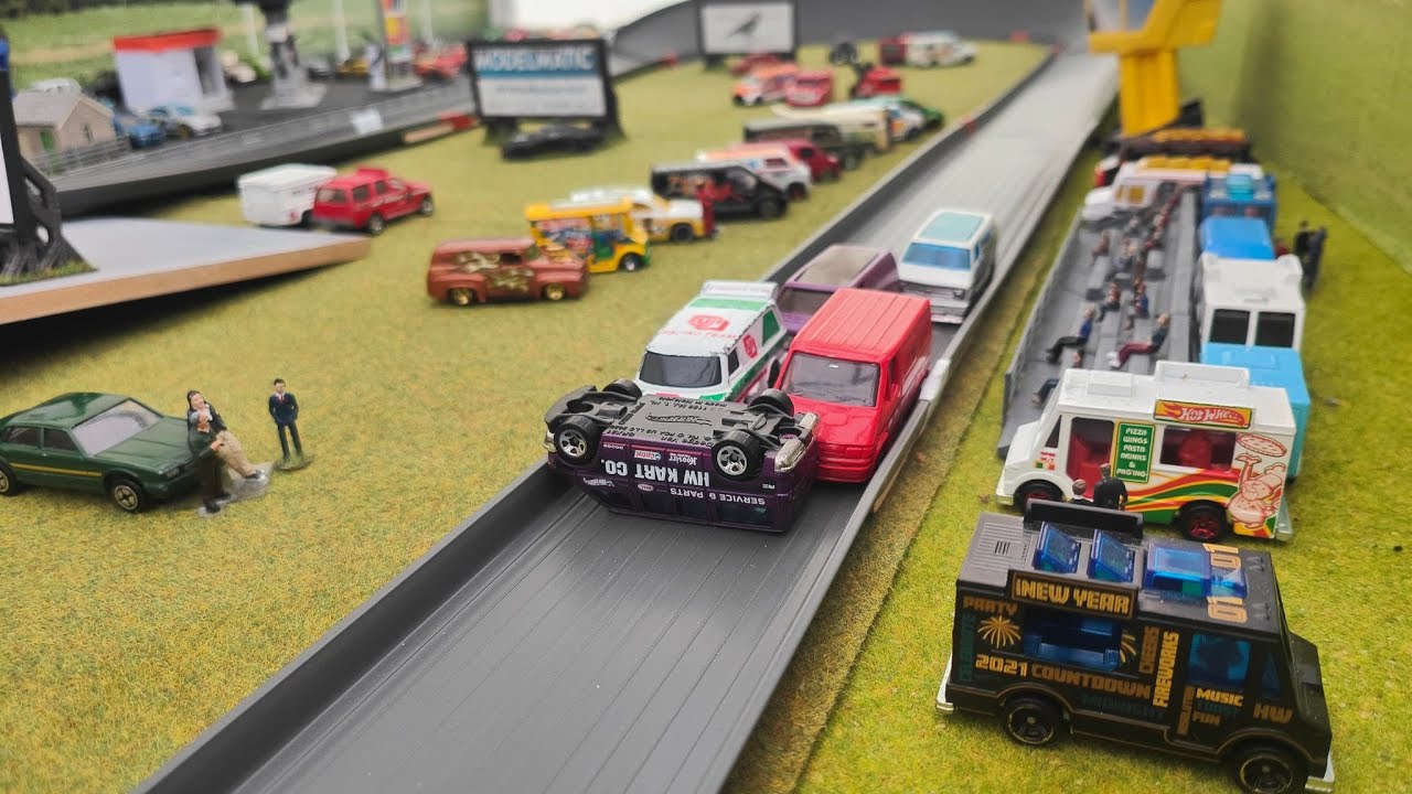 Van Shootout (V.S.) Ep 7 The Grand Final (164 Scale Diecast Racing