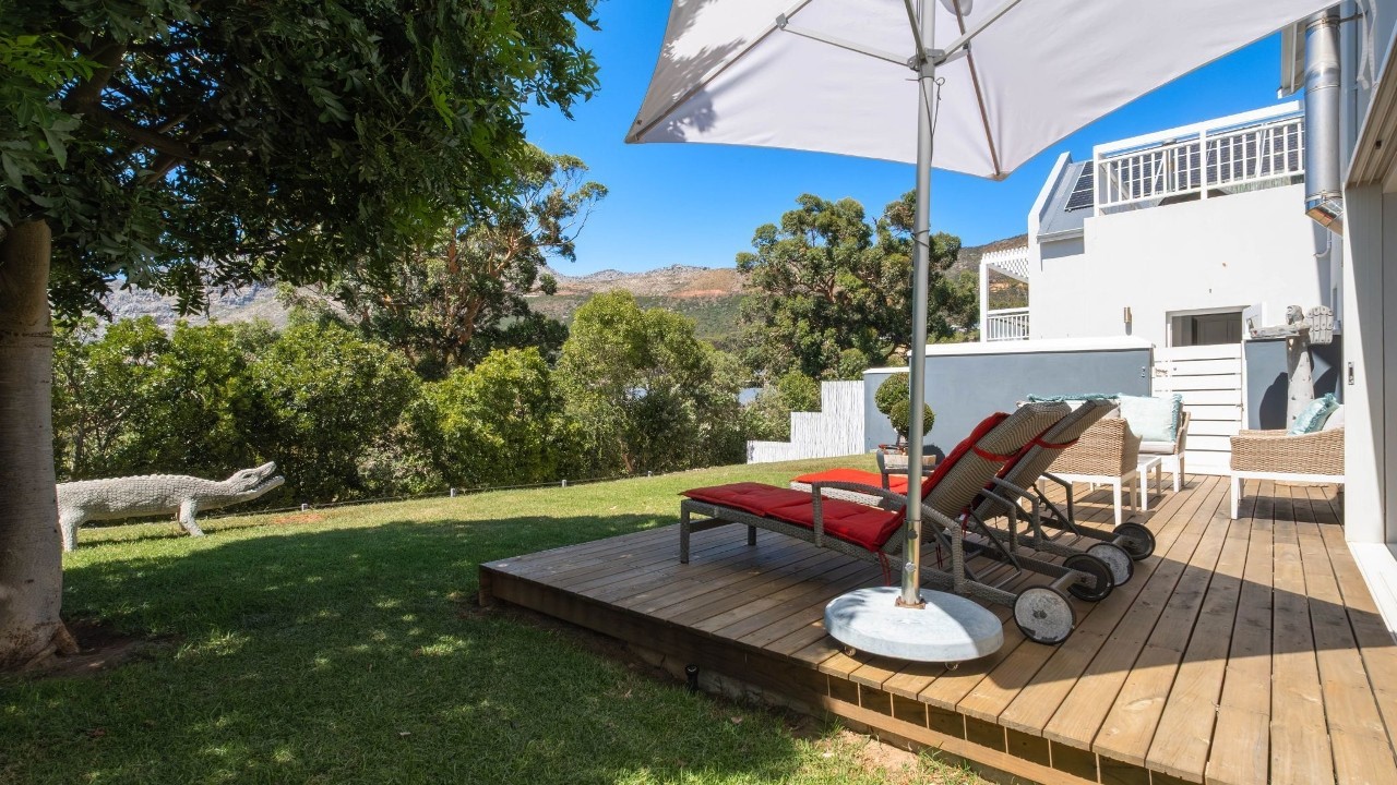 Токай | Дом с 3 спальнями на продажу | Pam Golding Properties