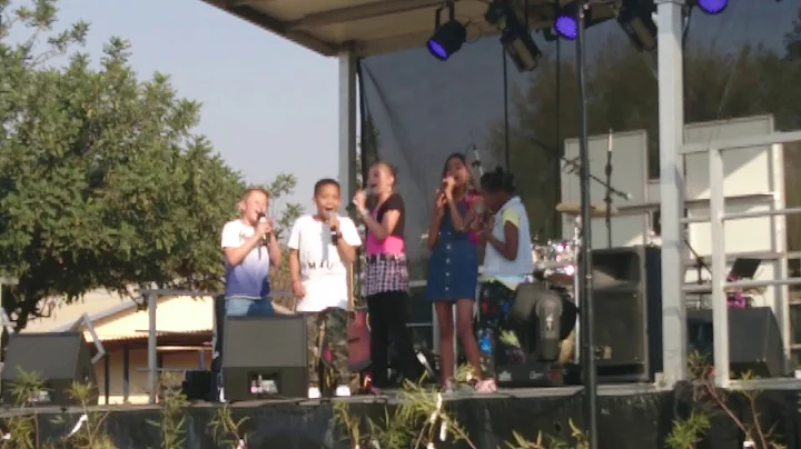 Muzik Kids performing Hopefull at #Lardies_Kuierfees