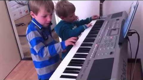 Pascal en Daniel aan het improviseren