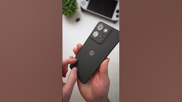 Motorola Moto G 2025 unboxing and setup