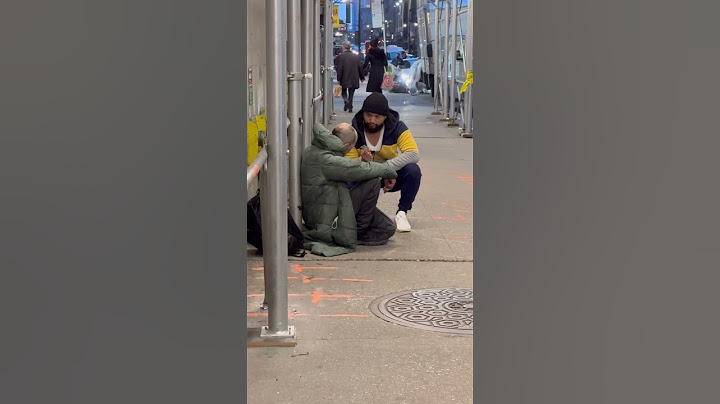 Stranger Helps Homeless Man REUNITE With His Daughter 😢❤️