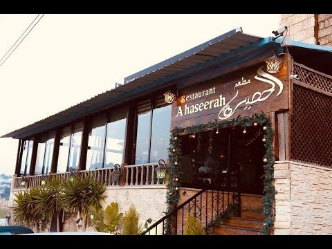 مطرب رائع وعازف اروع قمة في الابداع