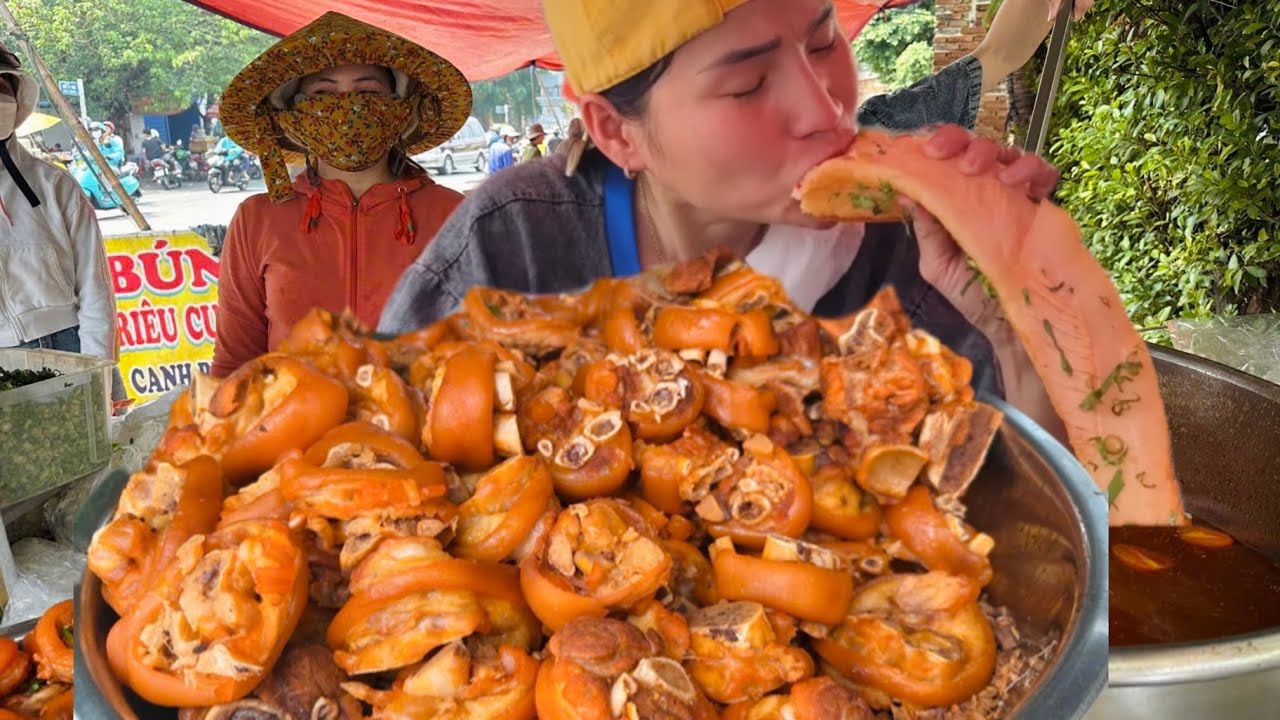 AI CŨNG NHĂN MẶT KHI NHÌN THẤY NGA SUMO ĂN MIẾNG MỠ CẢ KG VÀ NHỮNG TÔ BÚN RIÊU Ú Ụ  TOPPING