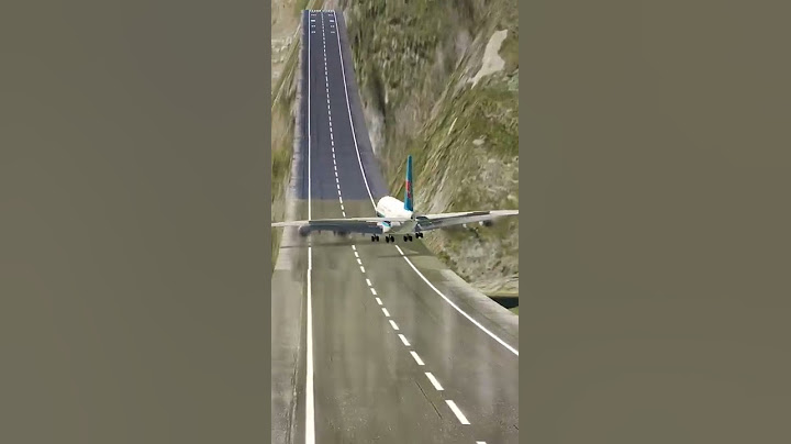 Plane Landing Sliding to the Right