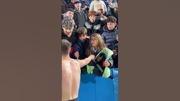 Always giving back to the culers 💙❤️ #fcbarcelona #gavi #shorts