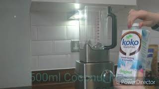 Hormone balancing, energy boosting raw cacao maca smoothie