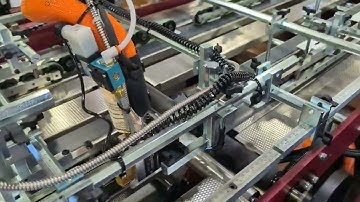 digi-mollPAK System with Leary Glue System - Running two up folding carton and taping