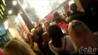 Acoso a 8cho en su show Youplantet