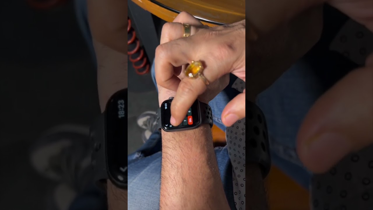 Car Control by Watch!Grand Vitara comes with Suzuki Connect app.Video on IG @TheAutoXpert 