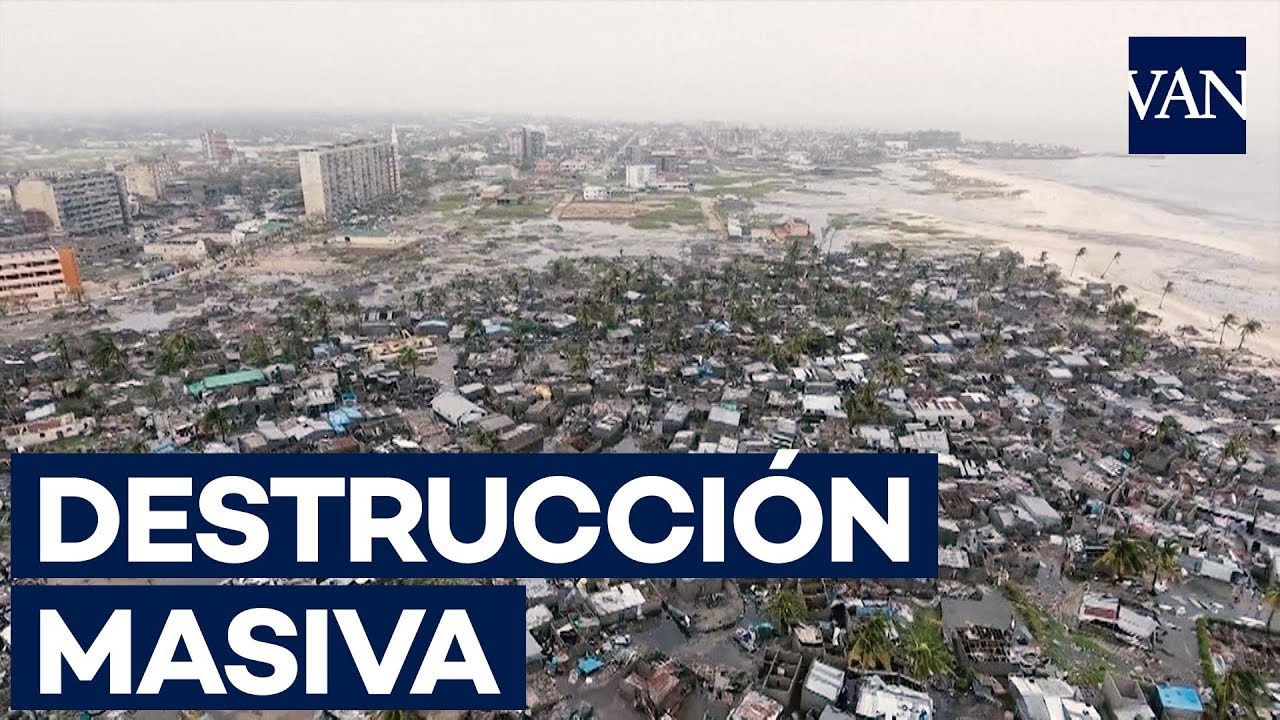 Destrucción masiva en Mozambique y Zimbabwe